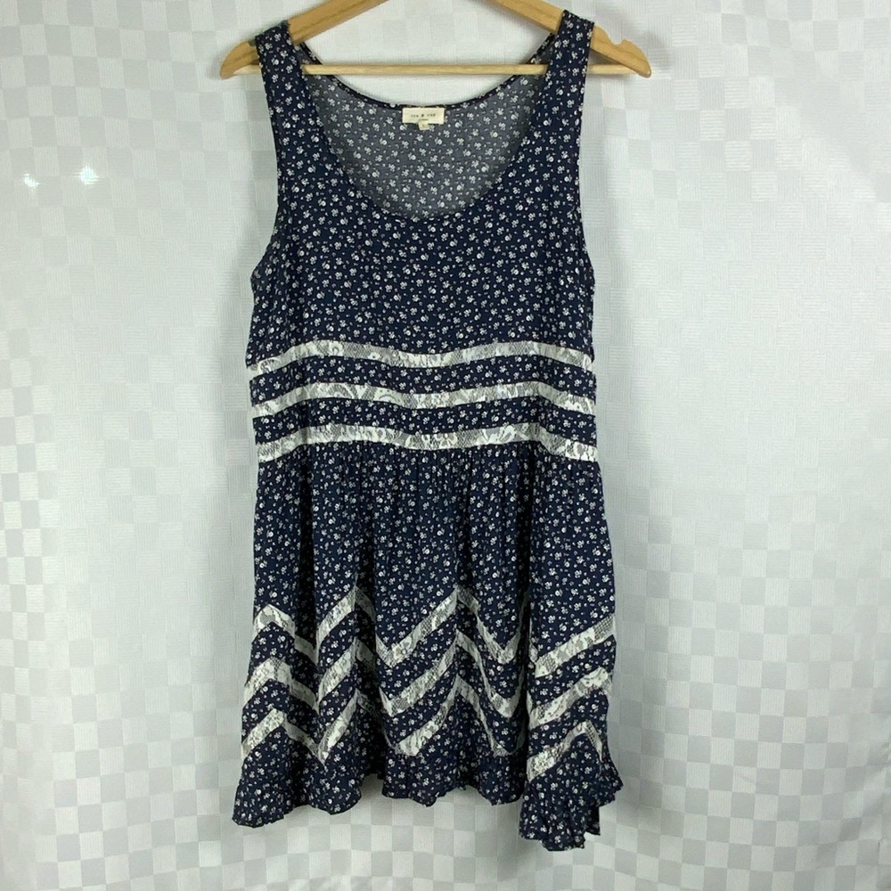 Tea n Cup Navy Blue and White Floral Shirt Dress Lace Flowy Boho Feminine